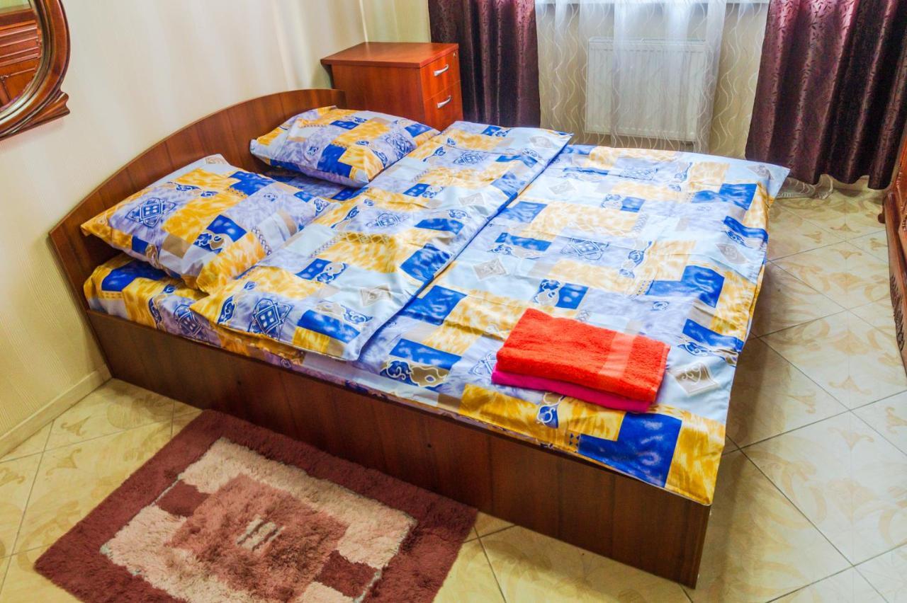 Квартиры По Улице Феодосийская, 1-А كييف المظهر الخارجي الصورة